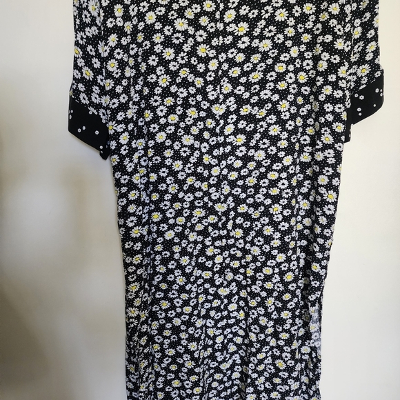 Long floral daisy maxi kimono - Picture 4 of 9